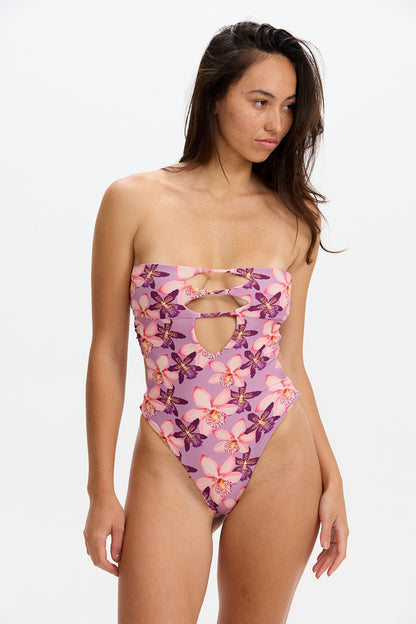 BENOA '26 RESORT | India One Piece