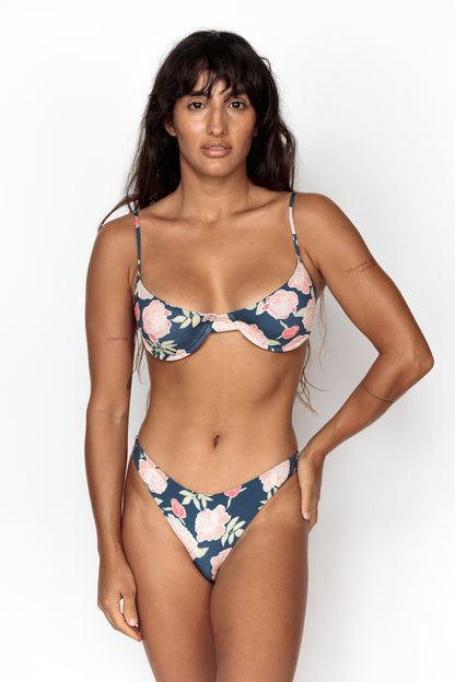MAI DELUXE Summer Classic Top